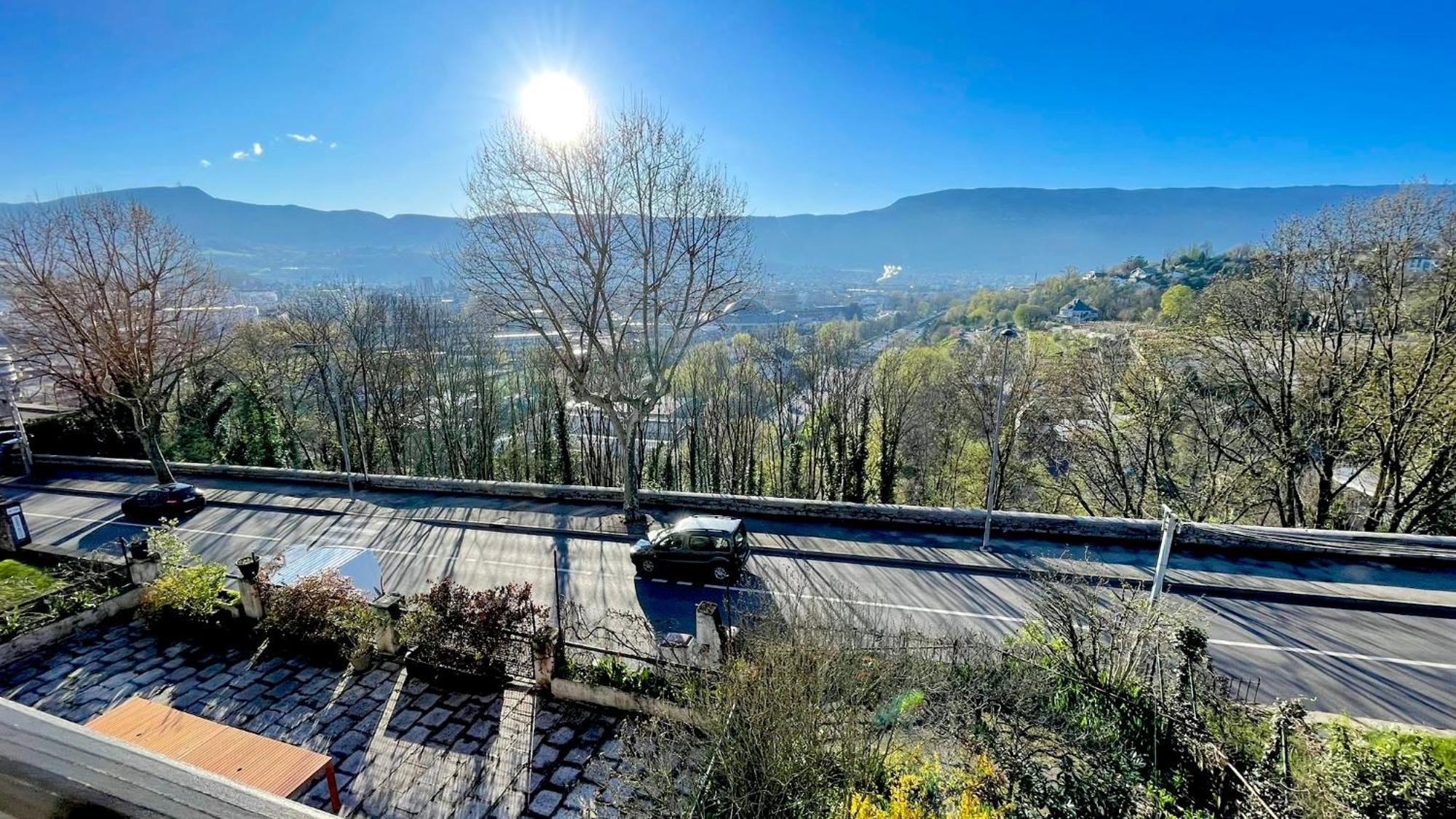Appartement Les Balcons De Chambéry Extérieur photo